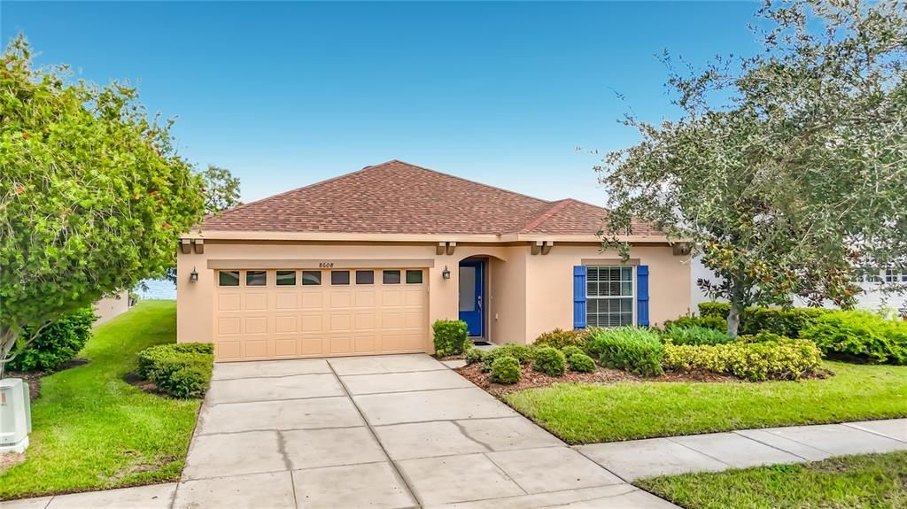 For Rent: $2,400 (3 beds, 2 baths, 1276 Square Feet)