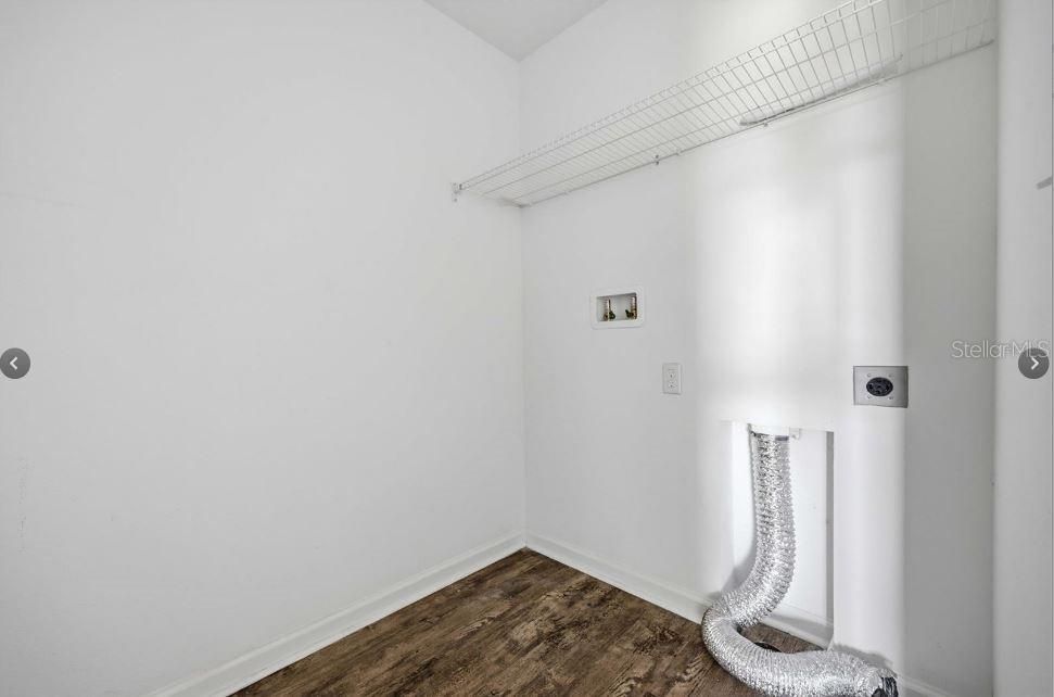 В аренду: $2,300 (4 спален, 3 ванн, 2208 Квадратных фут)