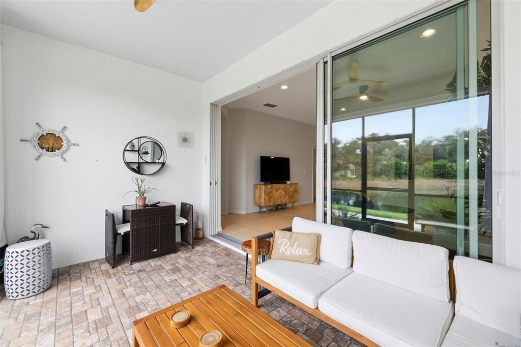 En Venta: $334,900 (2 camas, 2 baños, 1434 Pies cuadrados)