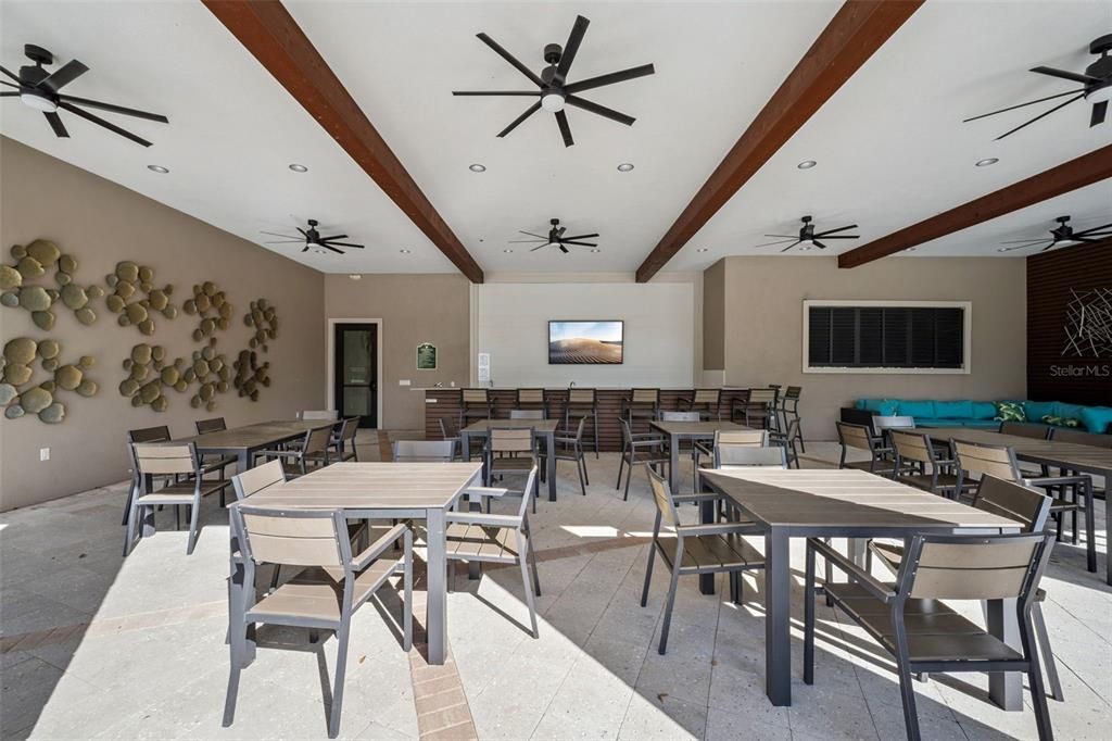 For Sale: $439,900 (4 beds, 2 baths, 1801 Square Feet)