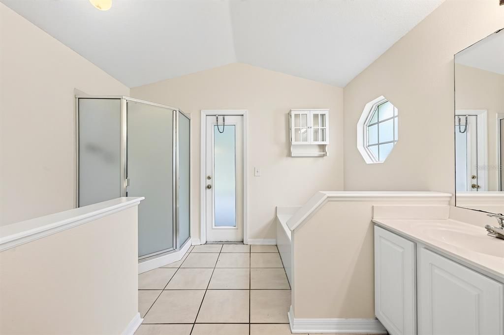 For Sale: $512,000 (4 beds, 2 baths, 1853 Square Feet)