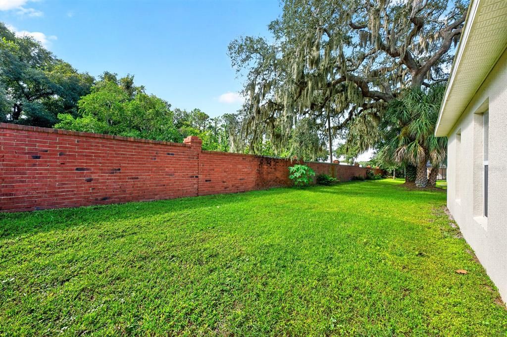 For Sale: $512,000 (4 beds, 2 baths, 1853 Square Feet)