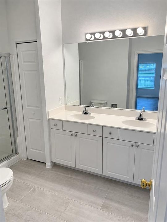For Rent: $1,850 (2 beds, 2 baths, 1117 Square Feet)
