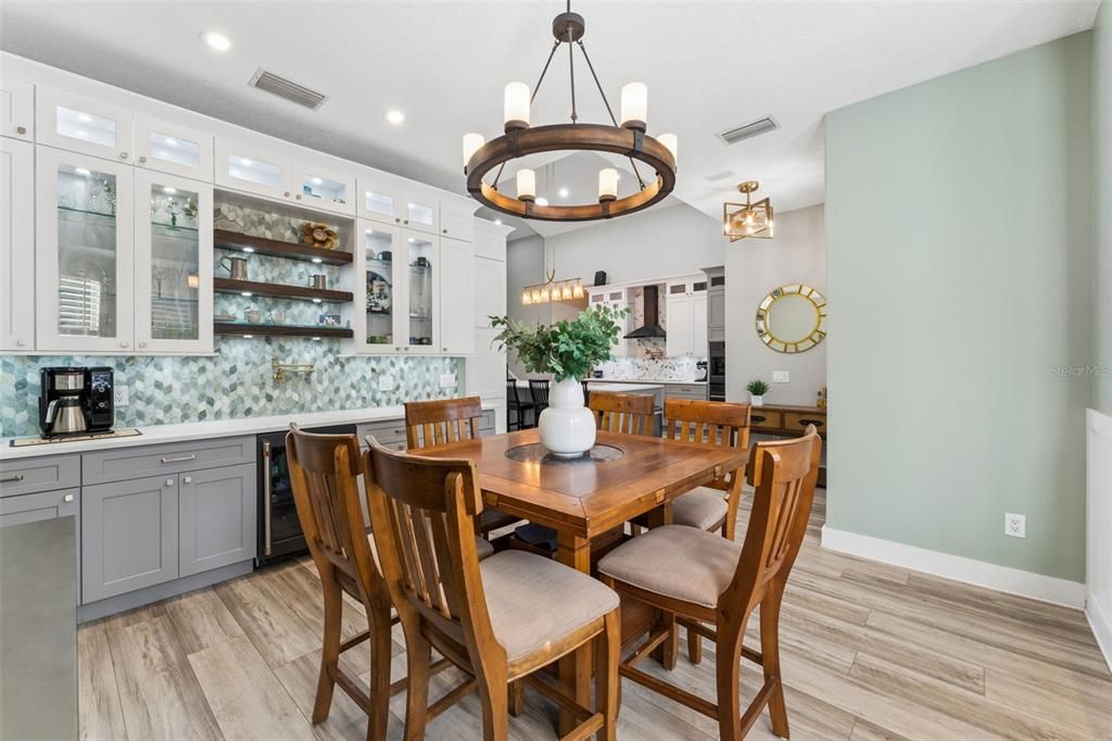 For Sale: $1,200,000 (3 beds, 2 baths, 3030 Square Feet)