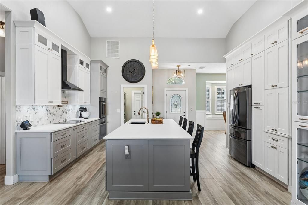 For Sale: $1,200,000 (3 beds, 2 baths, 3030 Square Feet)