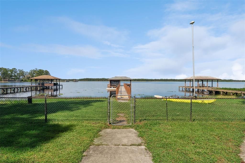 For Sale: $1,200,000 (3 beds, 2 baths, 3030 Square Feet)
