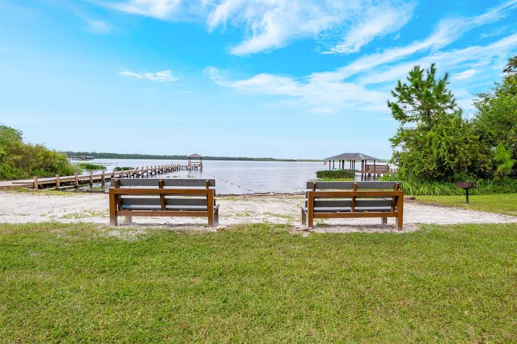 For Sale: $1,200,000 (3 beds, 2 baths, 3030 Square Feet)
