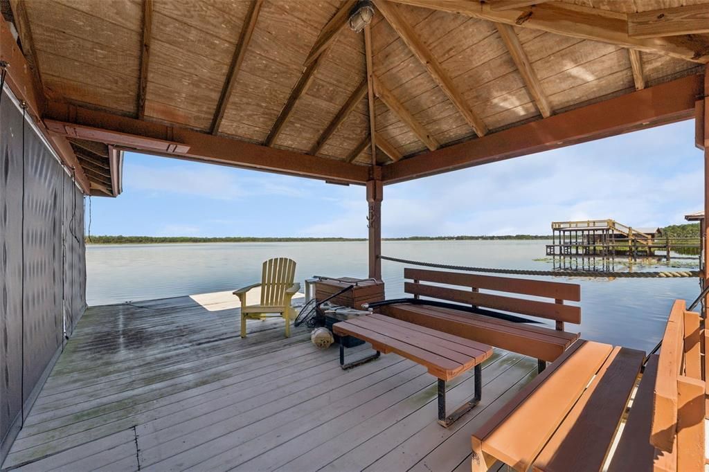 For Sale: $1,200,000 (3 beds, 2 baths, 3030 Square Feet)