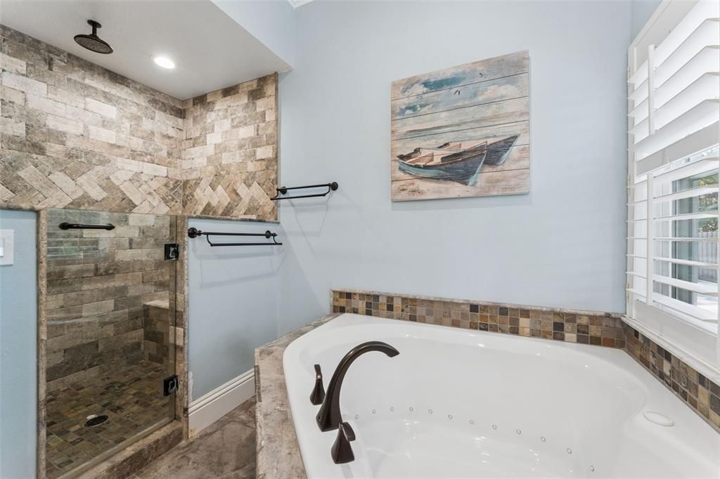 For Sale: $1,200,000 (3 beds, 2 baths, 3030 Square Feet)