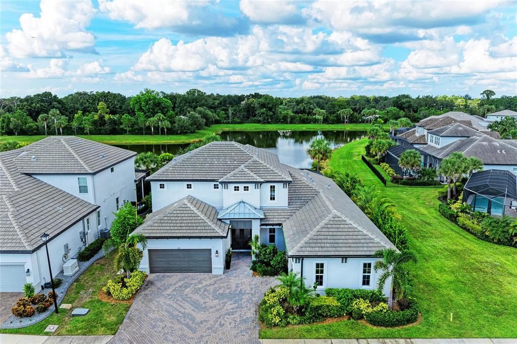 For Sale: $1,299,000 (4 beds, 4 baths, 3931 Square Feet)