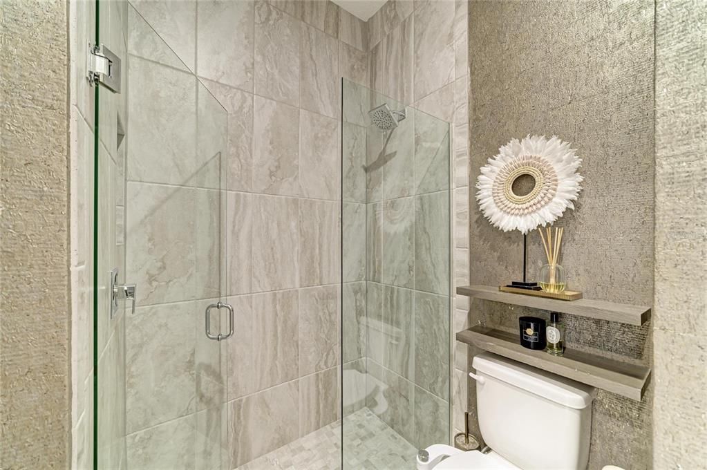 For Sale: $1,299,000 (4 beds, 4 baths, 3931 Square Feet)