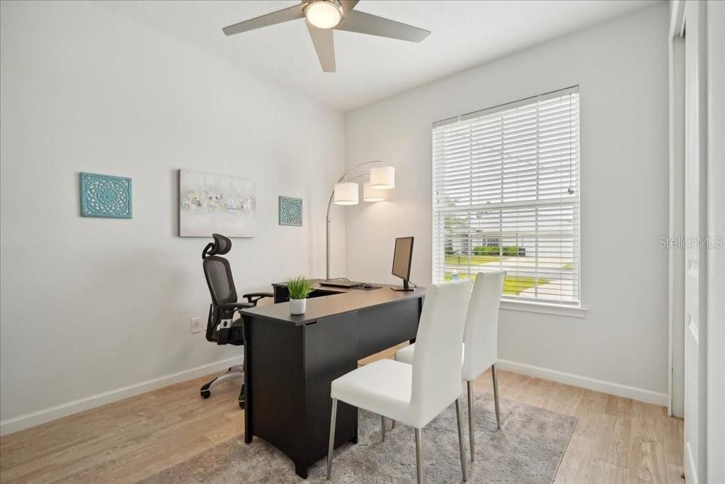 For Sale: $399,990 (4 beds, 2 baths, 1908 Square Feet)