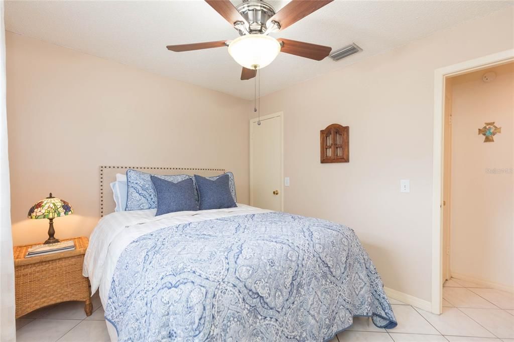En Venta: $449,900 (3 camas, 2 baños, 1408 Pies cuadrados)