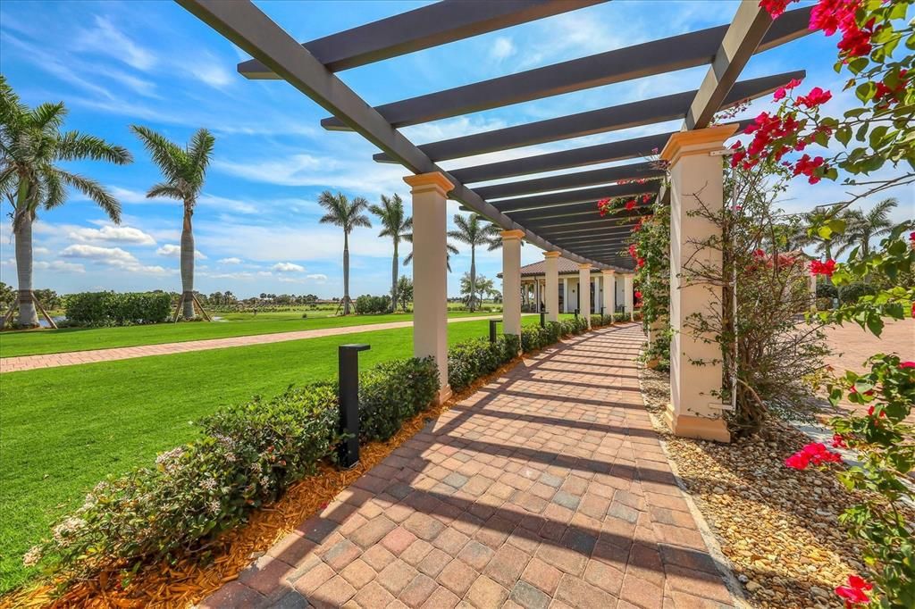 For Sale: $375,000 (3 beds, 2 baths, 1595 Square Feet)