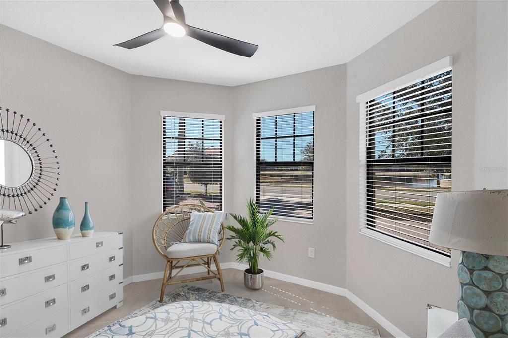 For Sale: $375,000 (3 beds, 2 baths, 1595 Square Feet)