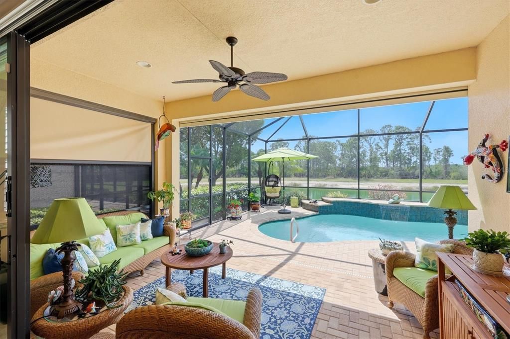 En Venta: $579,500 (2 camas, 2 baños, 1921 Pies cuadrados)