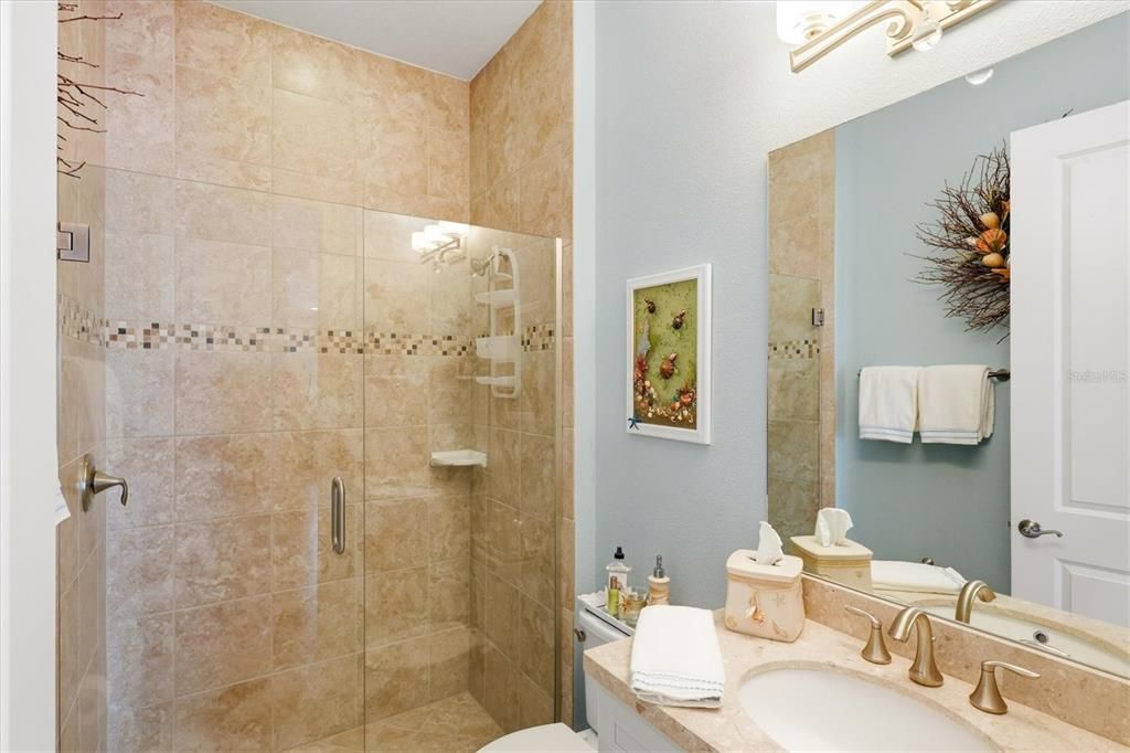 En Venta: $579,500 (2 camas, 2 baños, 1921 Pies cuadrados)