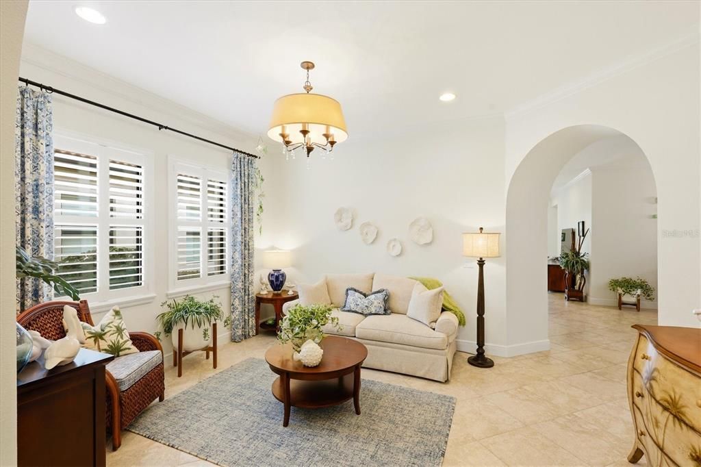En Venta: $579,500 (2 camas, 2 baños, 1921 Pies cuadrados)