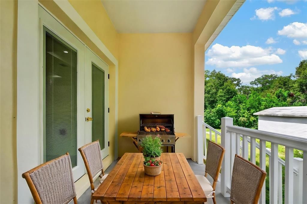 For Sale: $319,900 (3 beds, 2 baths, 1644 Square Feet)