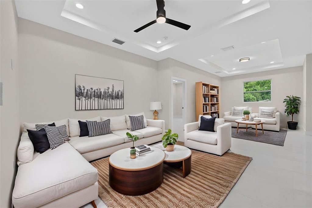 For Sale: $319,900 (3 beds, 2 baths, 1644 Square Feet)