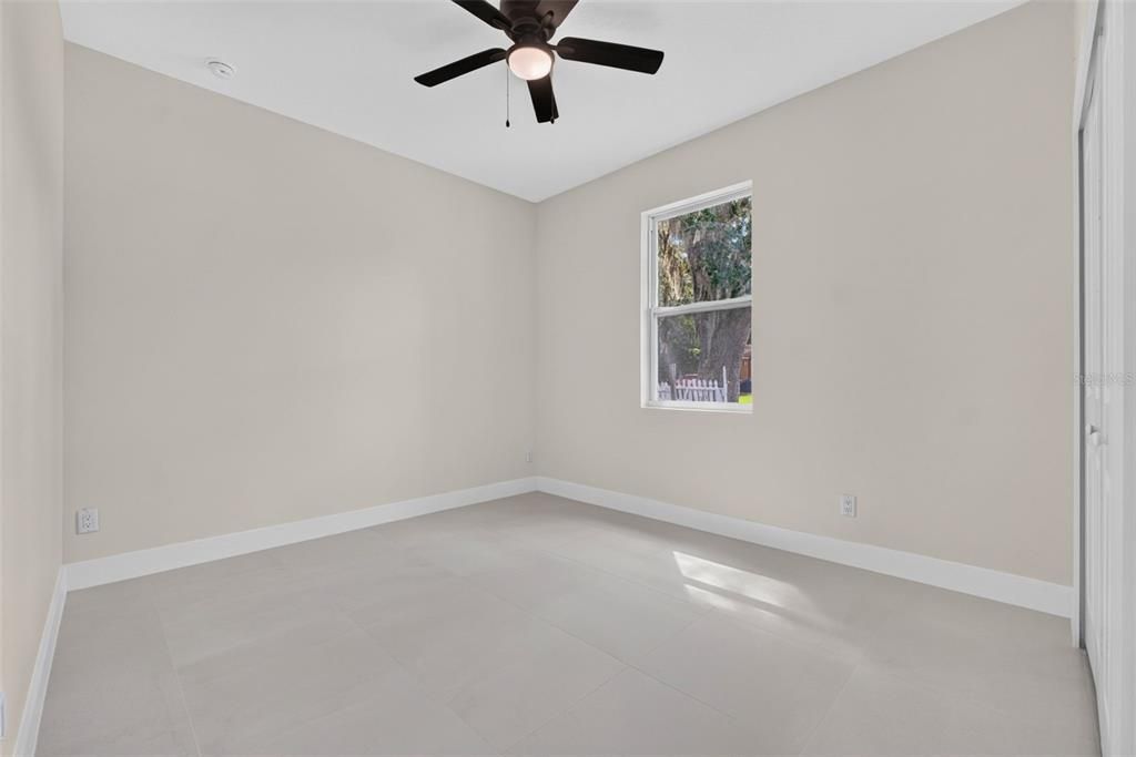 For Sale: $319,900 (3 beds, 2 baths, 1644 Square Feet)