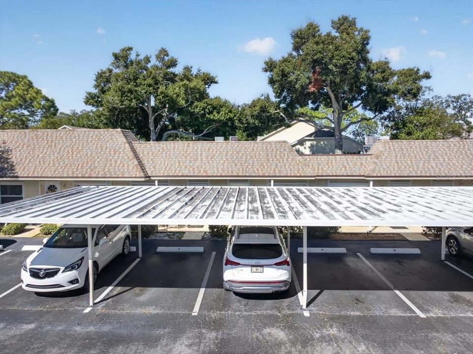 For Sale: $149,900 (1 beds, 1 baths, 707 Square Feet)