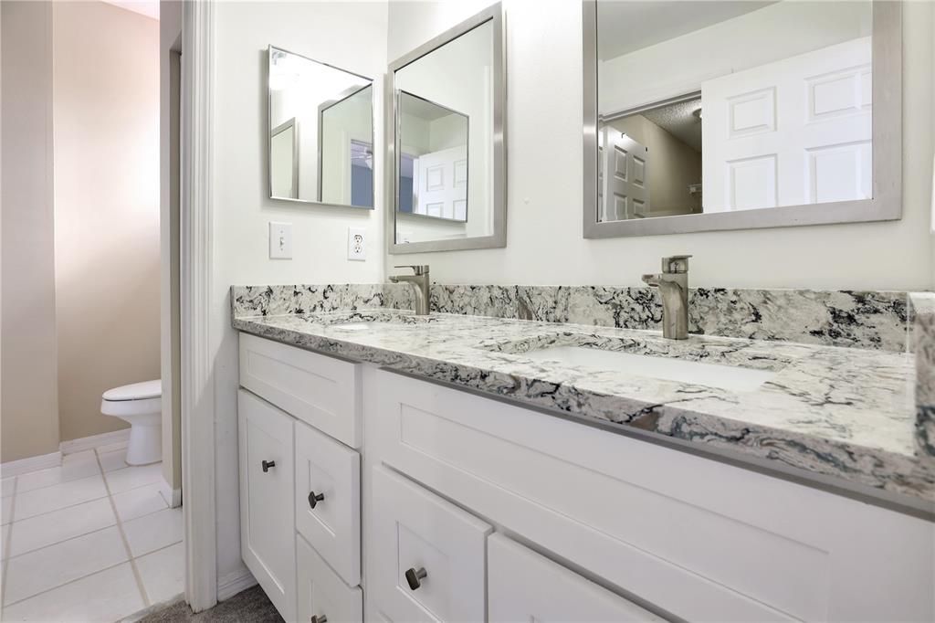 В аренду: $1,975 (3 спален, 3 ванн, 1359 Квадратных фут)