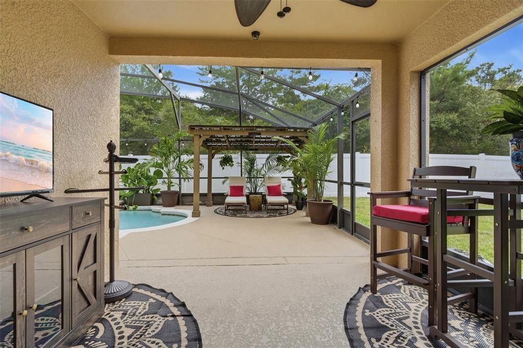 For Sale: $399,900 (3 beds, 2 baths, 1841 Square Feet)