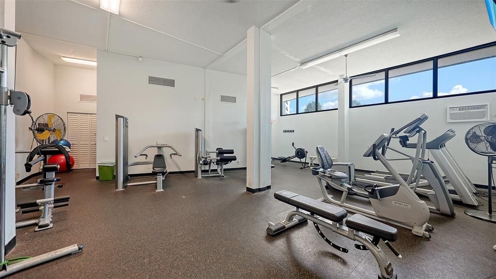 For Sale: $634,900 (2 beds, 2 baths, 1152 Square Feet)