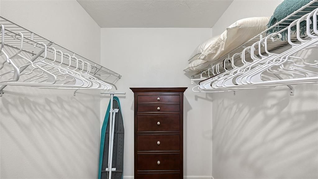 For Sale: $634,900 (2 beds, 2 baths, 1152 Square Feet)