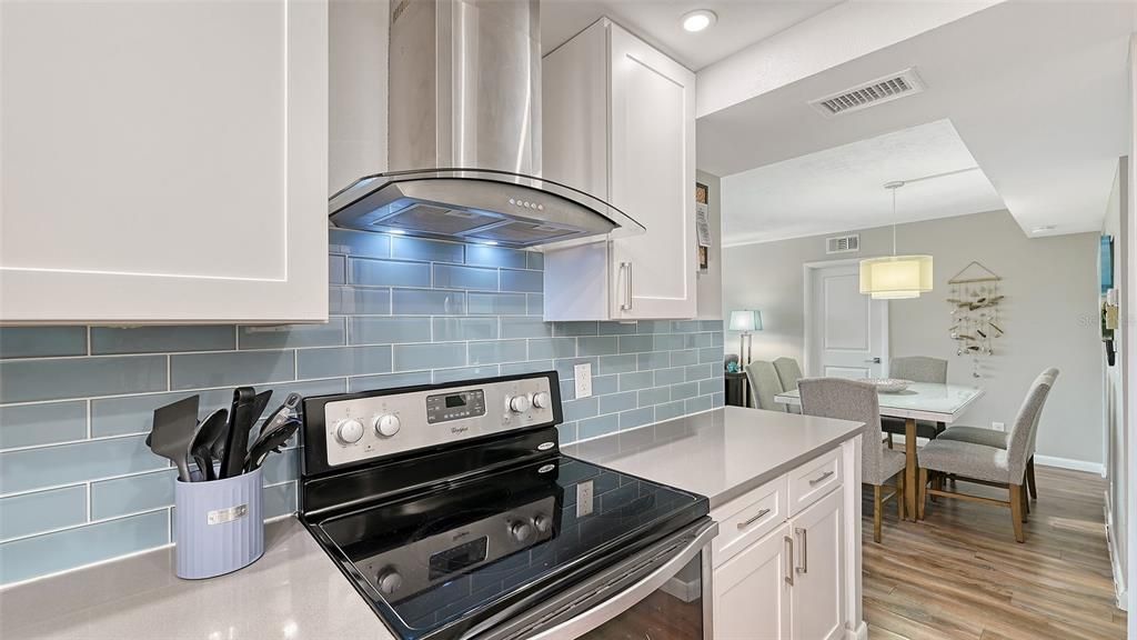 For Sale: $634,900 (2 beds, 2 baths, 1152 Square Feet)
