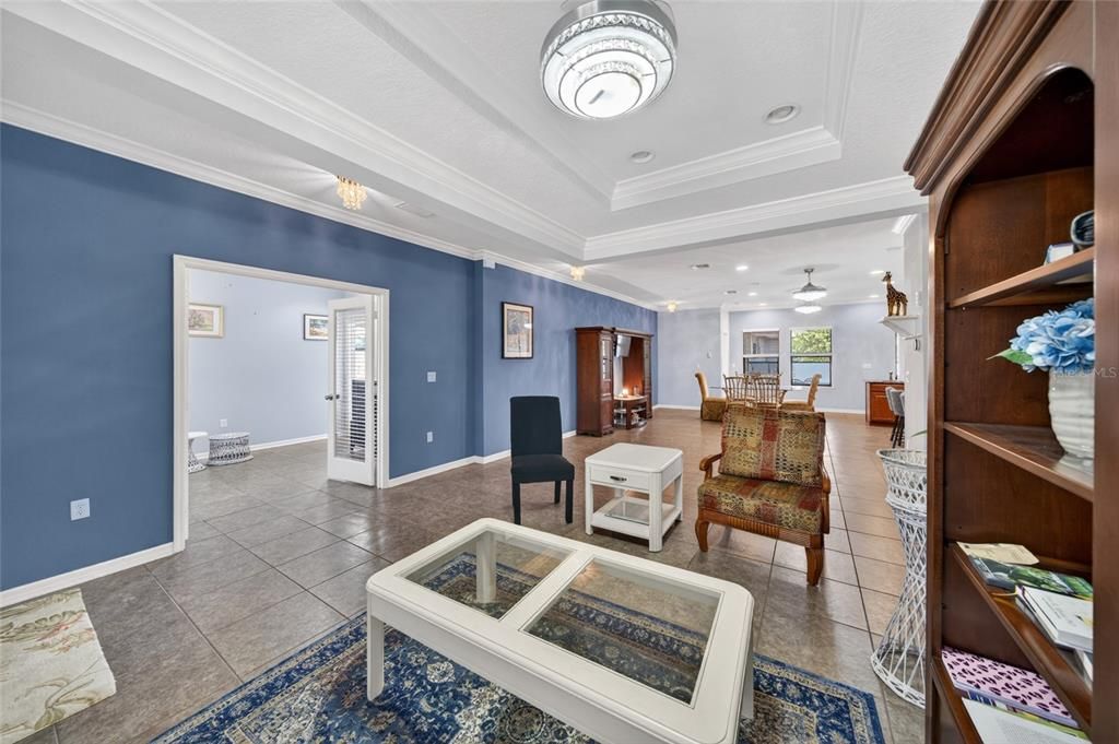 En Venta: $395,777 (4 camas, 3 baños, 2466 Pies cuadrados)