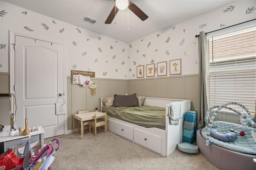 For Sale: $328,900 (3 beds, 2 baths, 1617 Square Feet)