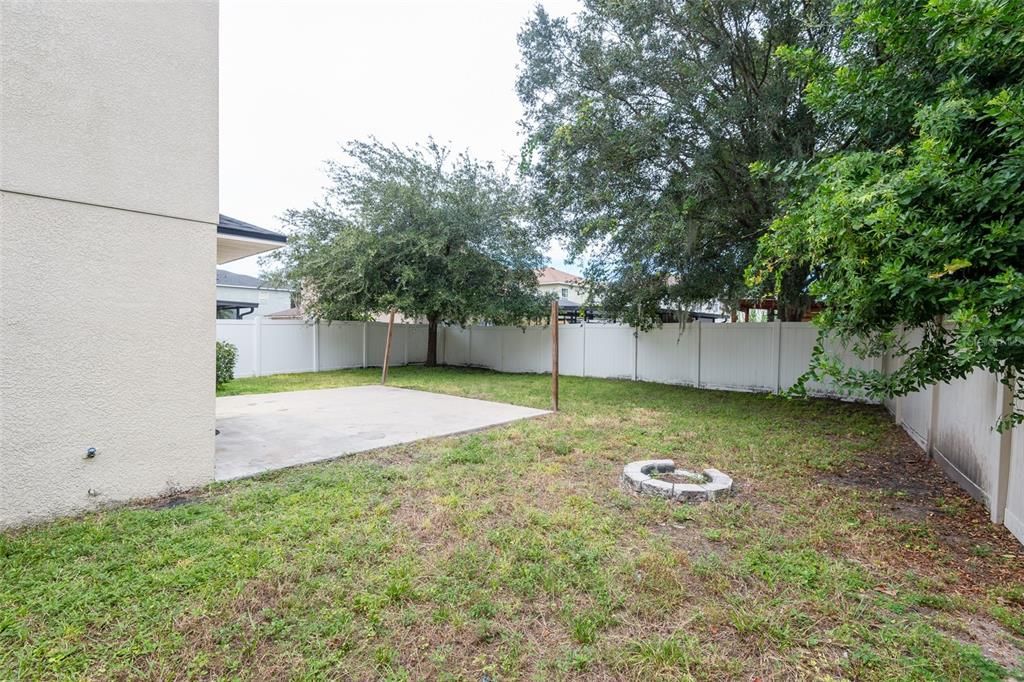 En Venta: $330,000 (4 camas, 2 baños, 1873 Pies cuadrados)