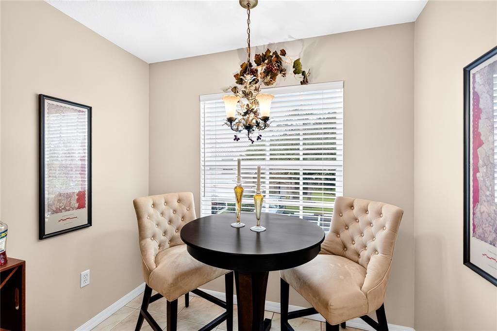 For Sale: $249,900 (2 beds, 2 baths, 1409 Square Feet)