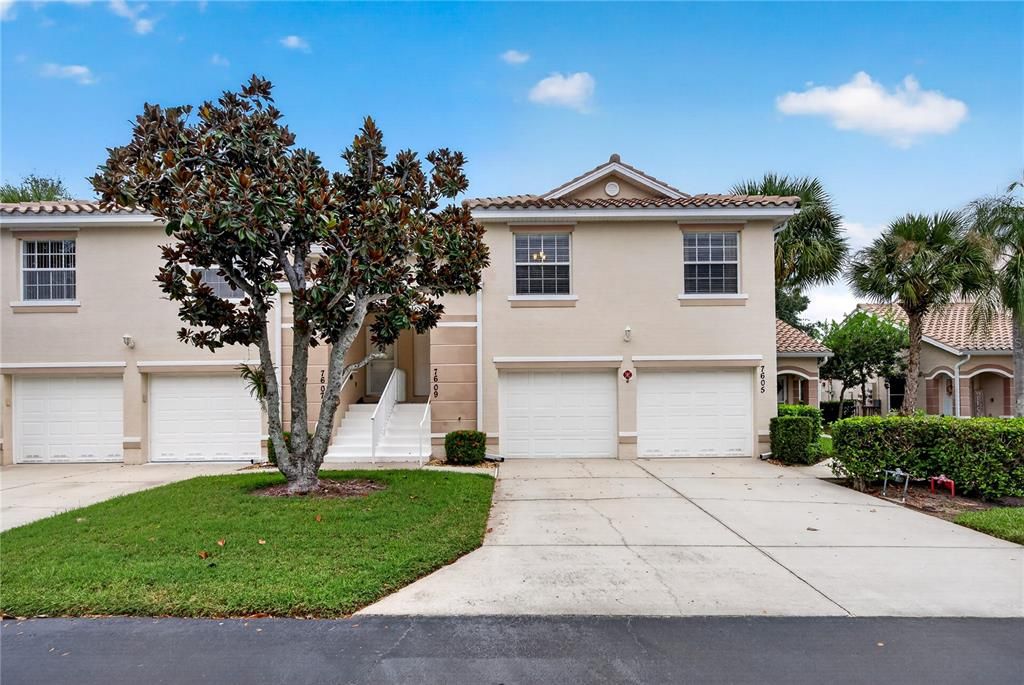 For Sale: $249,900 (2 beds, 2 baths, 1409 Square Feet)