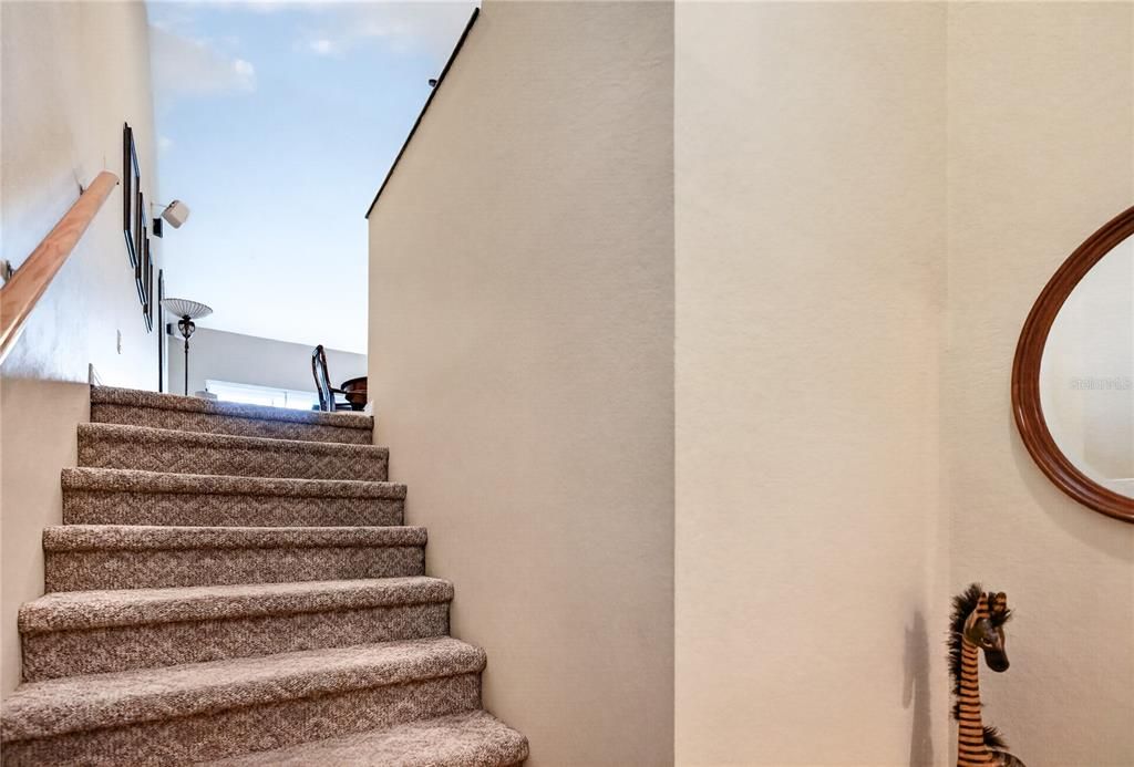 For Sale: $249,900 (2 beds, 2 baths, 1409 Square Feet)