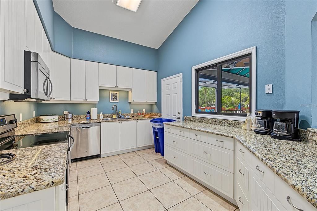 En Venta: $329,000 (3 camas, 2 baños, 1339 Pies cuadrados)