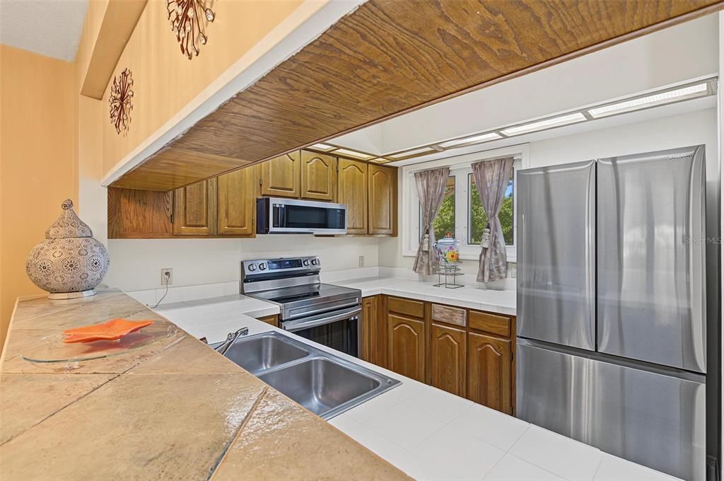 En Venta: $329,000 (3 camas, 2 baños, 1339 Pies cuadrados)