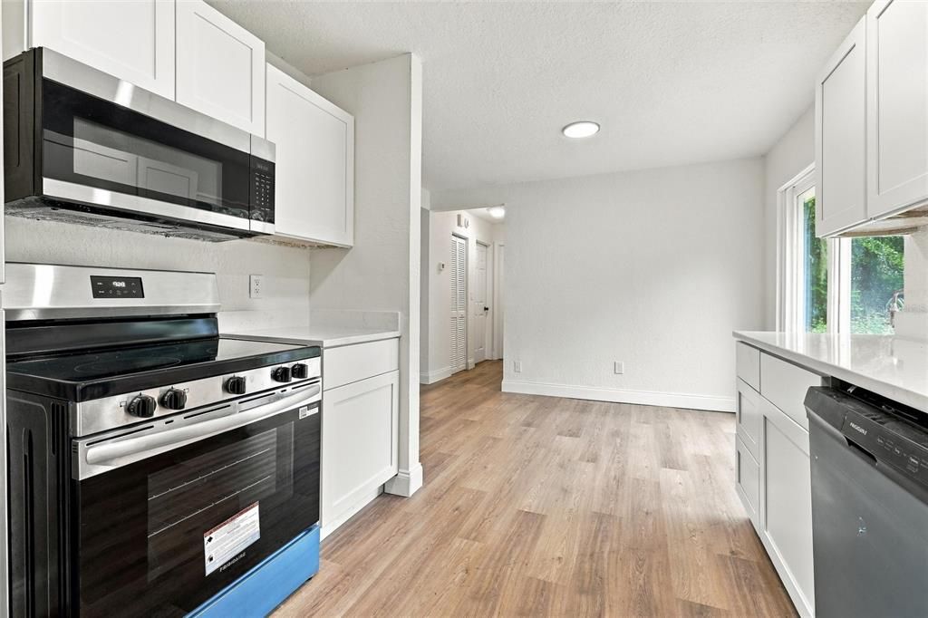 En Venta: $279,000 (3 camas, 2 baños, 1152 Pies cuadrados)