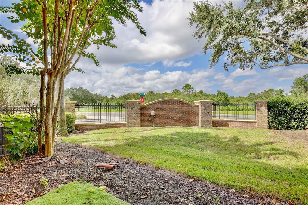 For Rent: $1,995 (3 beds, 2 baths, 1659 Square Feet)