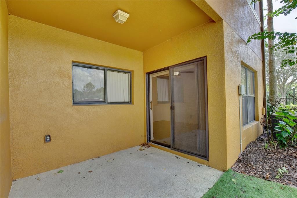 For Rent: $1,995 (3 beds, 2 baths, 1659 Square Feet)