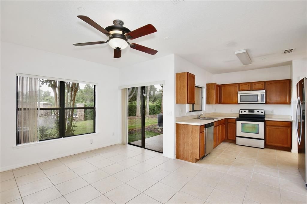 For Rent: $1,995 (3 beds, 2 baths, 1659 Square Feet)