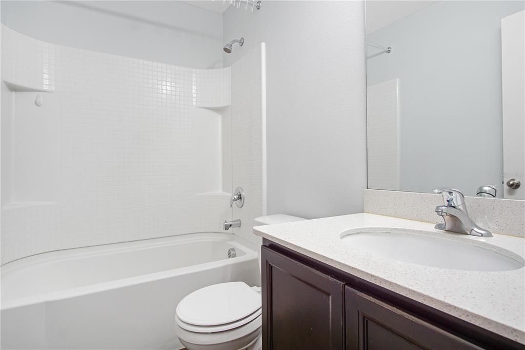 В аренду: $1,895 (3 спален, 2 ванн, 1563 Квадратных фут)