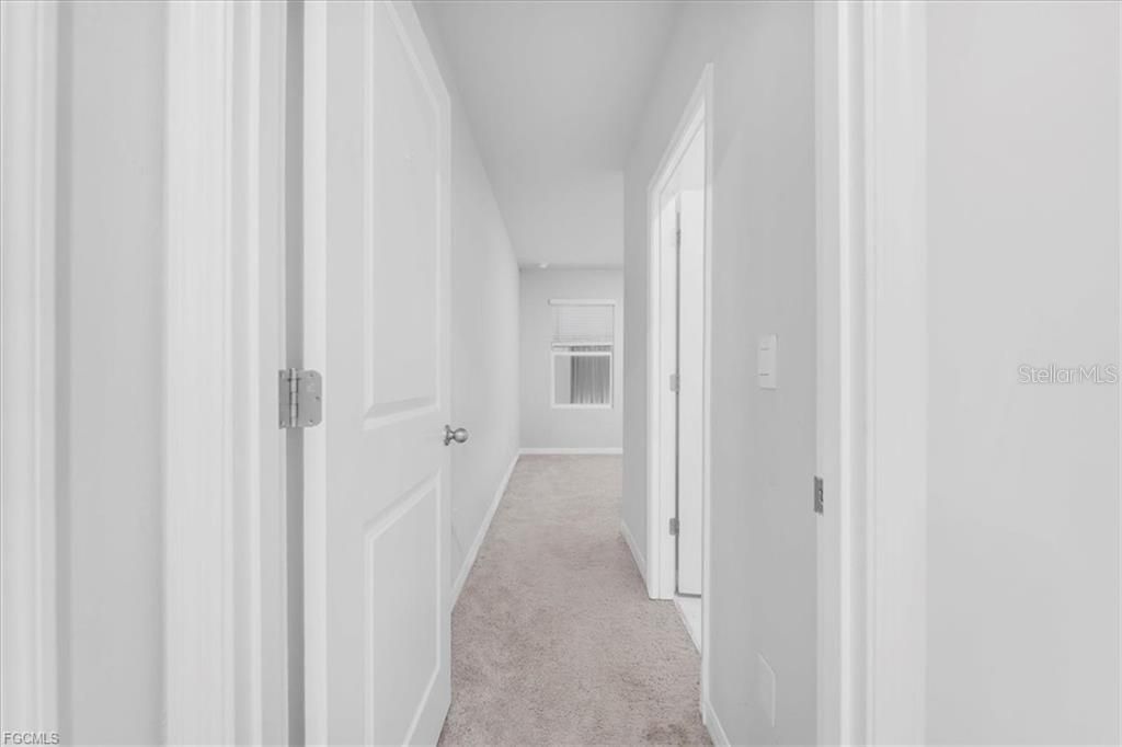 Activo con contrato: $300,000 (4 camas, 3 baños, 2015 Pies cuadrados)