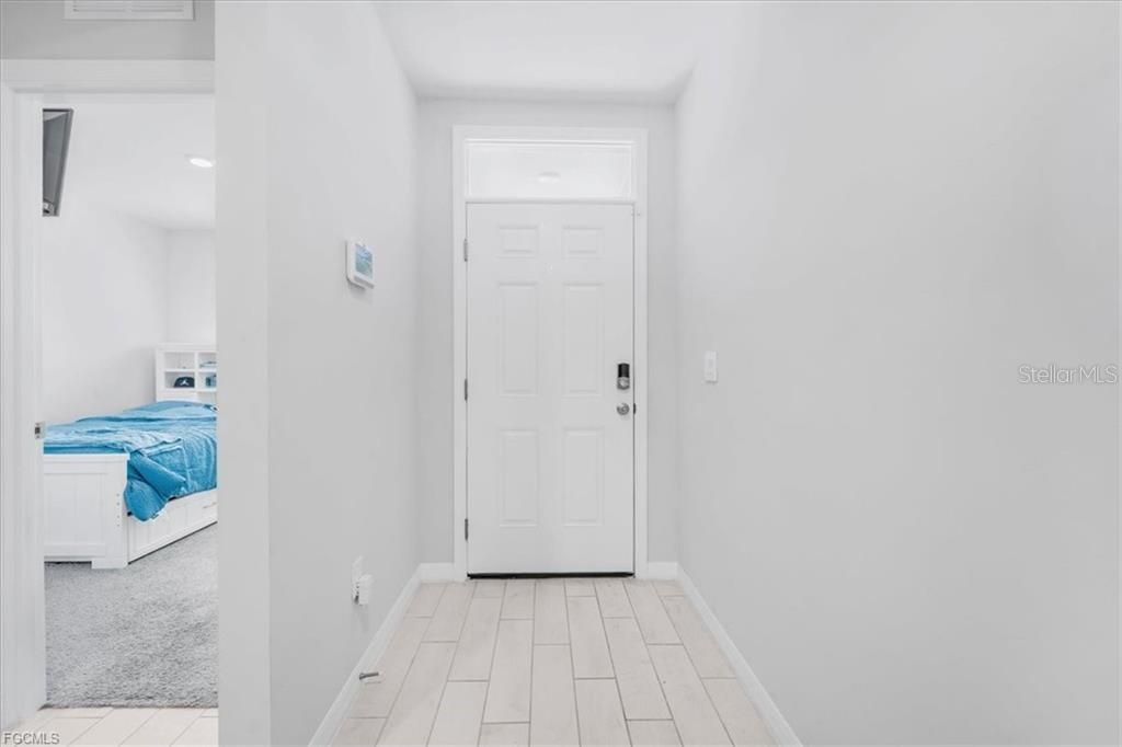 Activo con contrato: $300,000 (4 camas, 3 baños, 2015 Pies cuadrados)