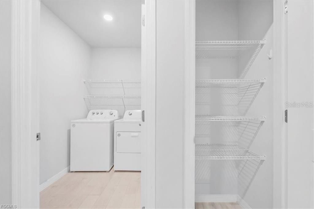 Activo con contrato: $300,000 (4 camas, 3 baños, 2015 Pies cuadrados)