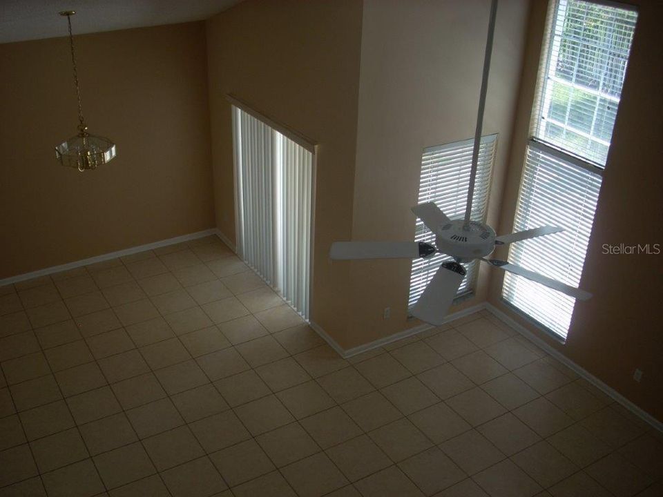For Rent: $2,900 (3 beds, 2 baths, 1841 Square Feet)