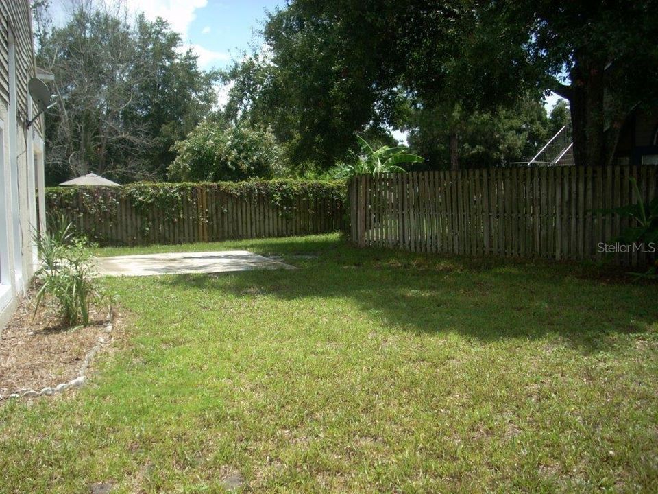 For Rent: $2,900 (3 beds, 2 baths, 1841 Square Feet)