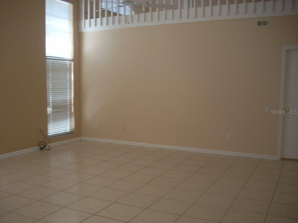 For Rent: $2,900 (3 beds, 2 baths, 1841 Square Feet)